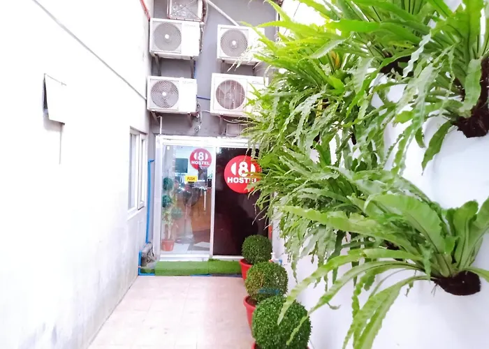 Hostel 8hostel *