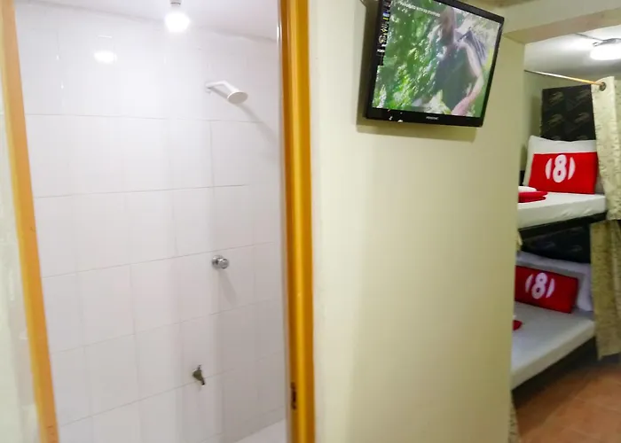8hostel * Manila